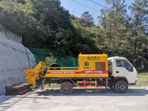 小型车载泵或隧道二衬车载泵操作及保养